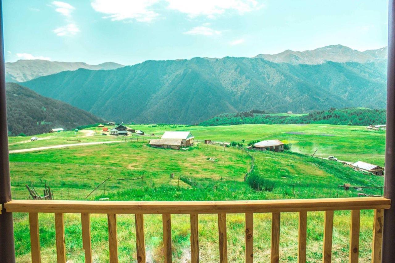 Nadiani Hostel Omalo 外观 照片
